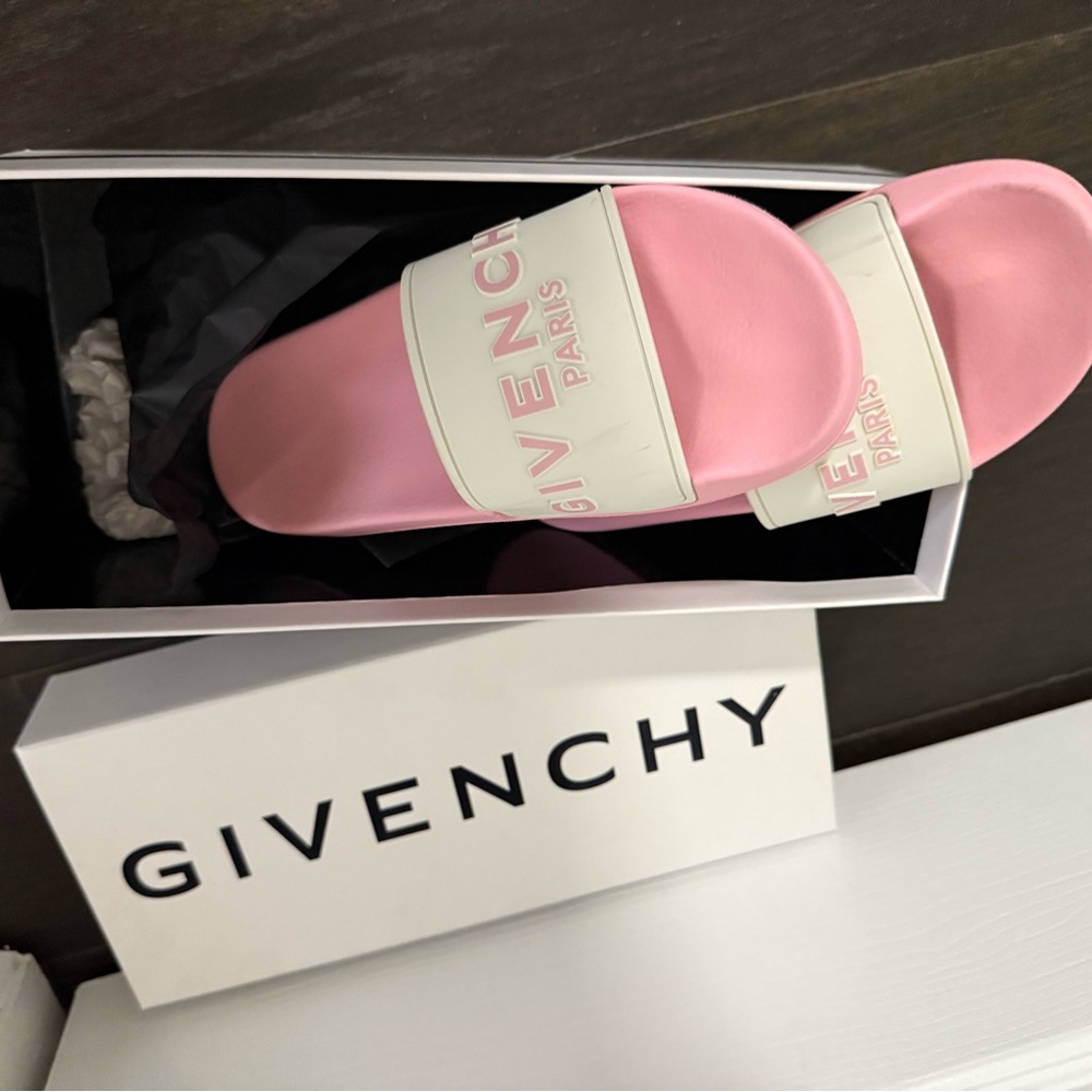Givenchy Pink Logo Slides